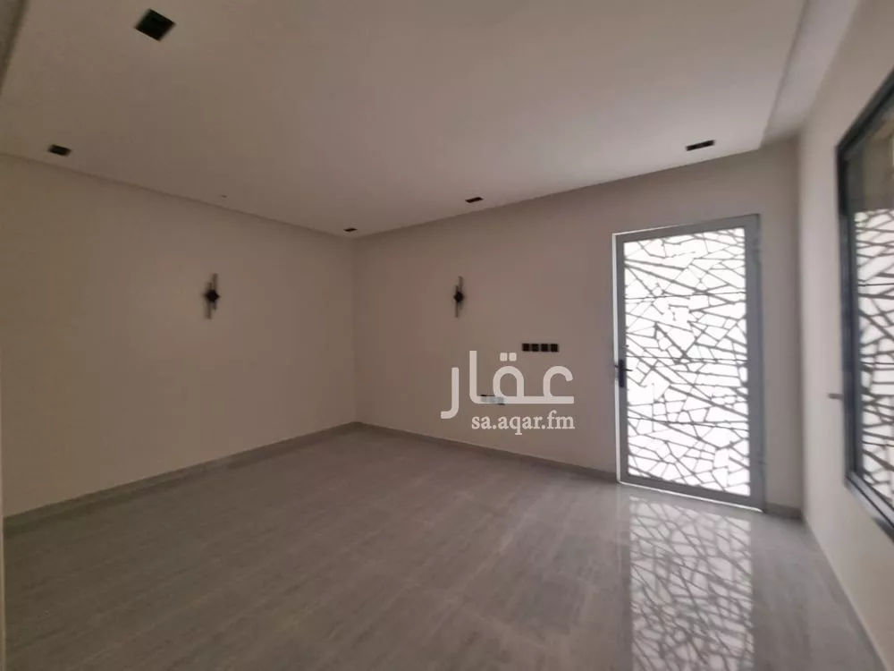 4 bedroom floor in Badr 9