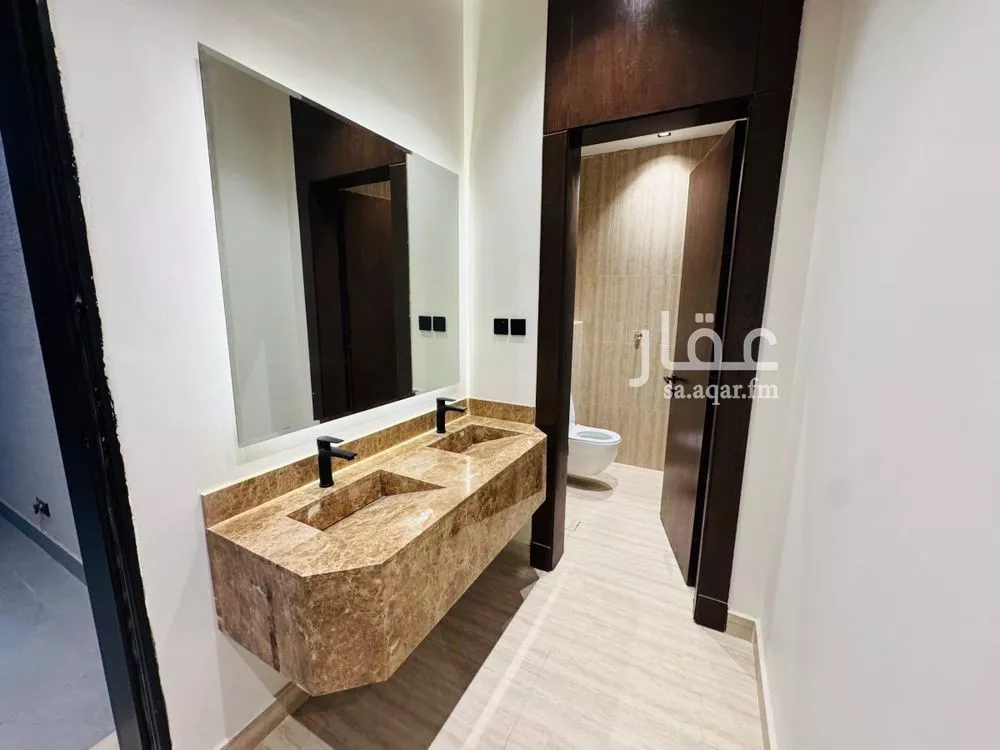 دور 3 غرف في العارض 19