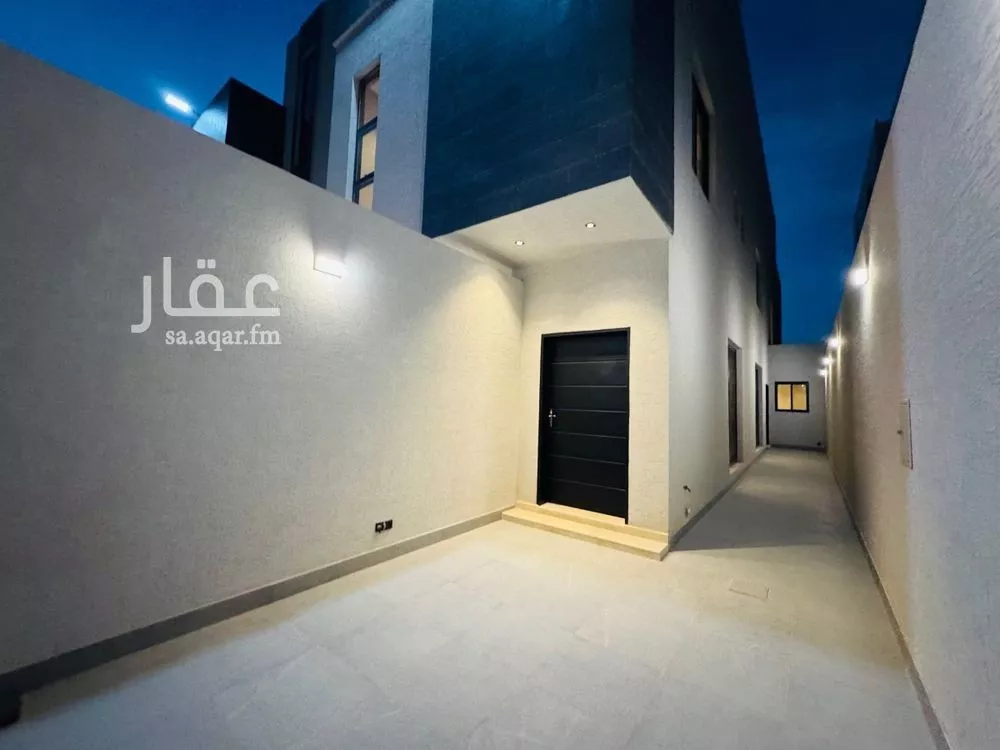 دور 3 غرف في العارض 8