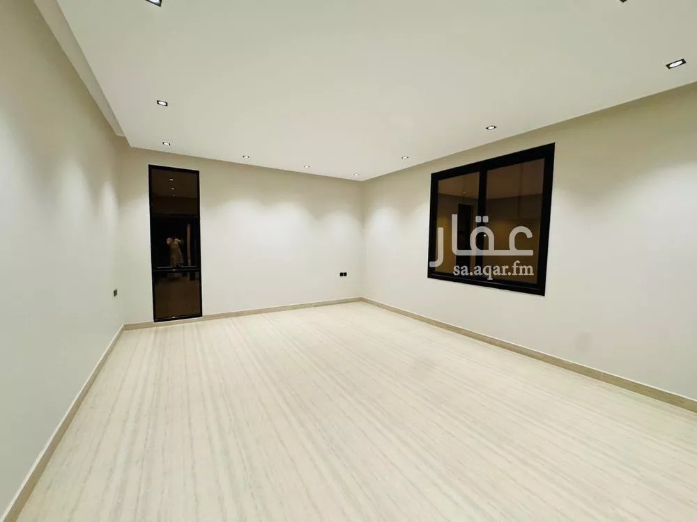 3 bedroom floor in Al Aridh 15