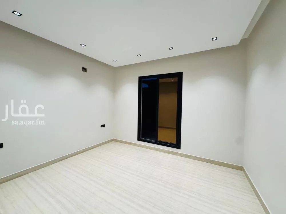 3 bedroom floor in Al Aridh 25