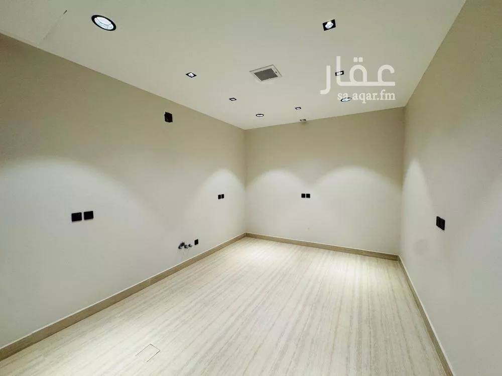 3 bedroom floor in Al Aridh 30