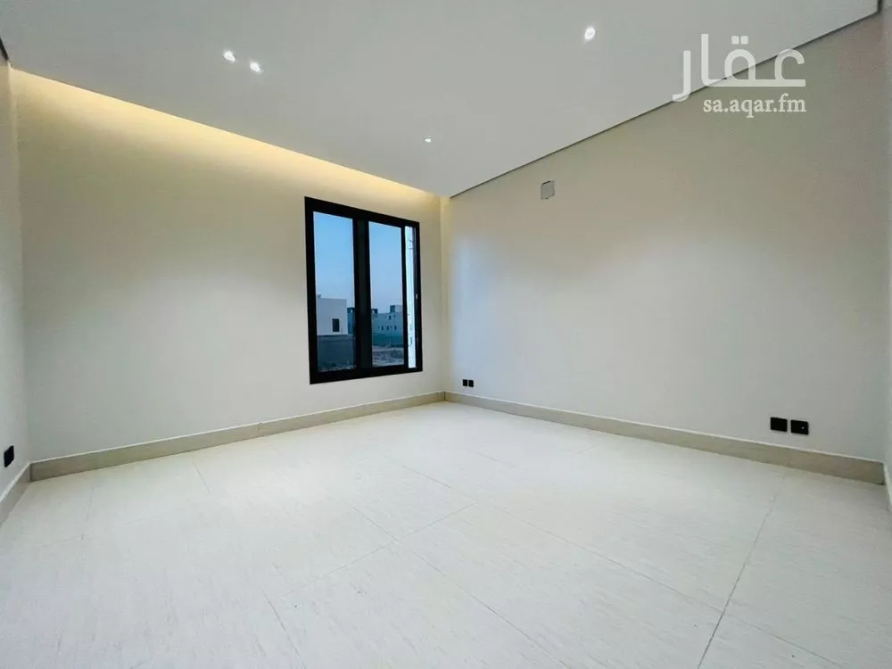 5 bedroom floor in Al Janadriyah 15