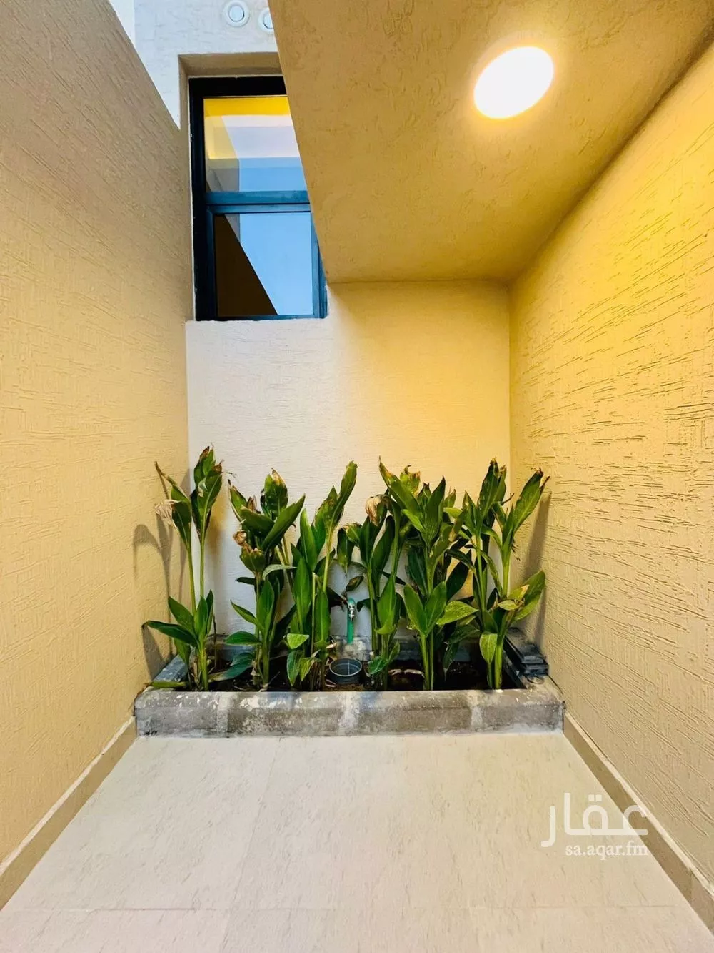5 bedroom floor in Al Janadriyah 3
