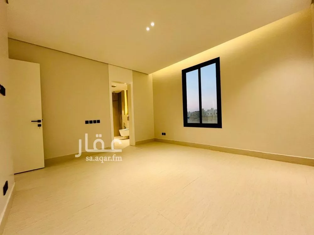 5 bedroom floor in Al Janadriyah 8