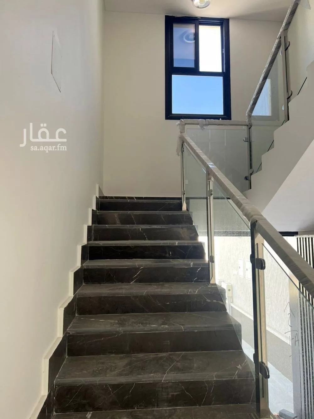 3 bedroom floor in Al Qadisiyah 2
