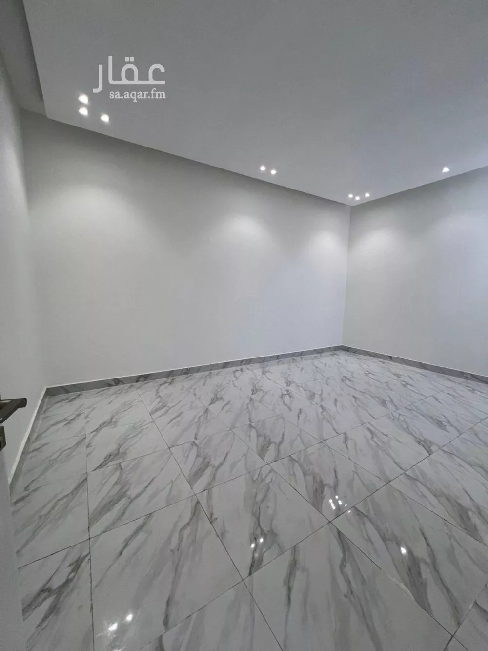 3 bedroom floor in Al Qadisiyah 3