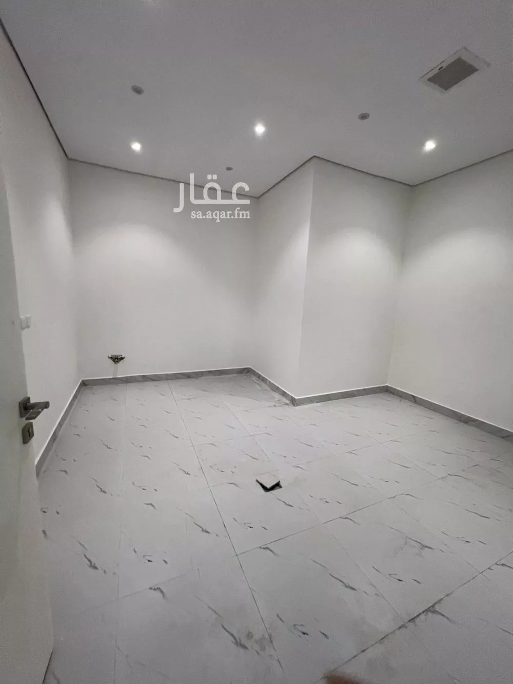 3 bedroom floor in Al Qadisiyah 5