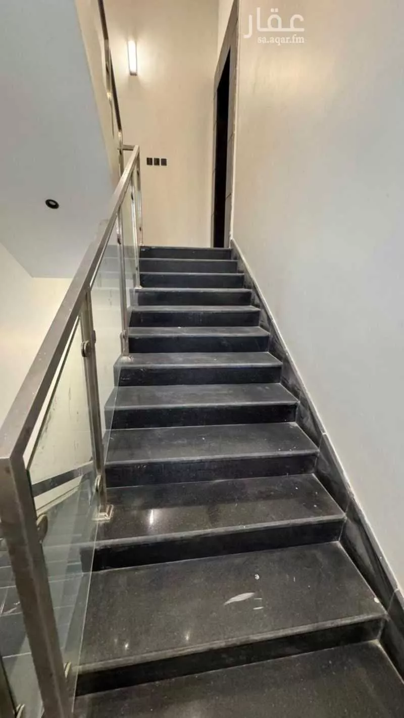 5 bedroom floor in Badr 12