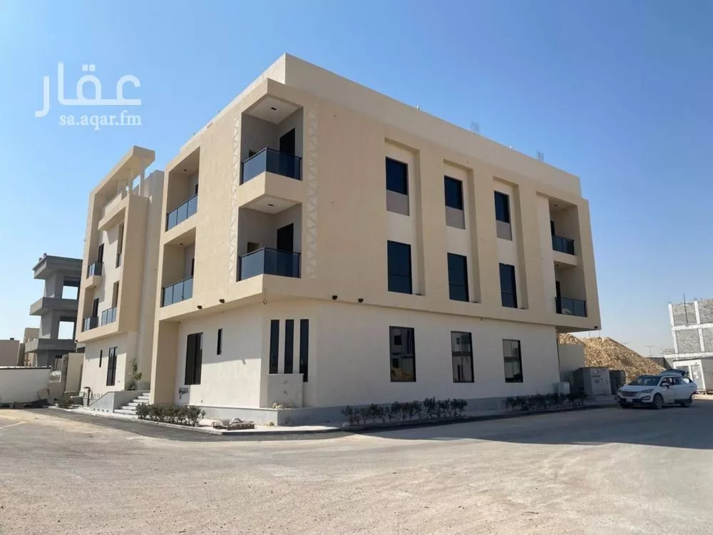 3 bedroom apartment in Al Mahdiyyah, Riyadh 16
