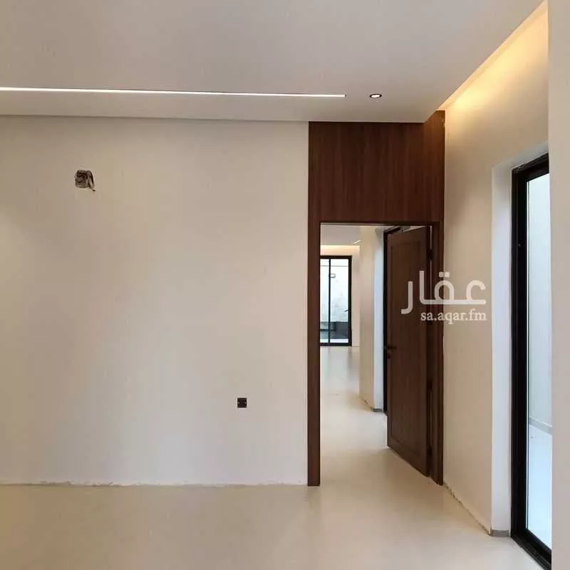 3 bedroom floor in As Suwaidi 8