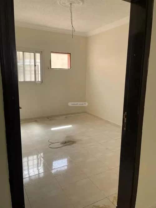 شقة 4 غرف في الرمال 3