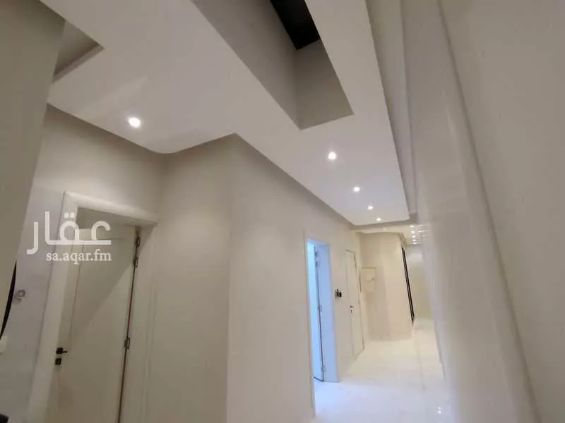 3 bedroom apartment in Al Rabwa, Riyadh 4
