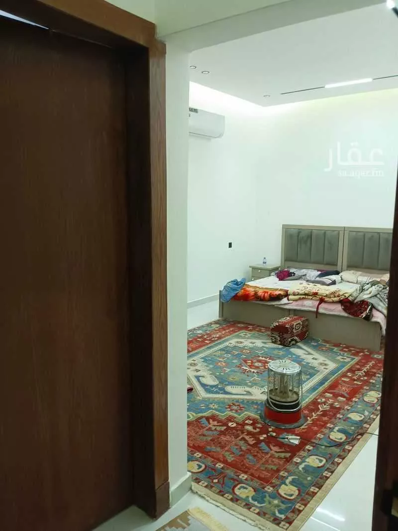 5 bedroom floor in Ad Dar Al Baida 2