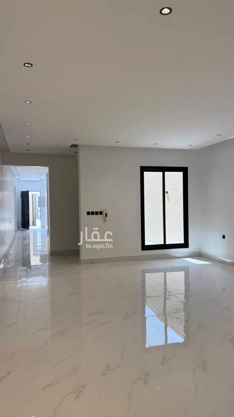 3 bedroom floor in Al Janadriyah 5