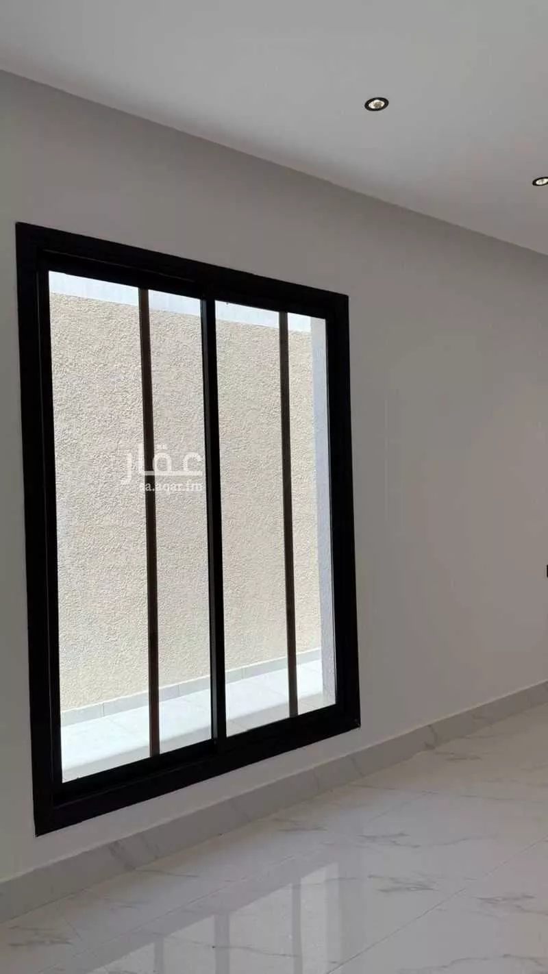 3 bedroom floor in Al Janadriyah 8