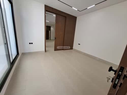 5 bedroom villa in Al Yarmouk, Riyadh 17