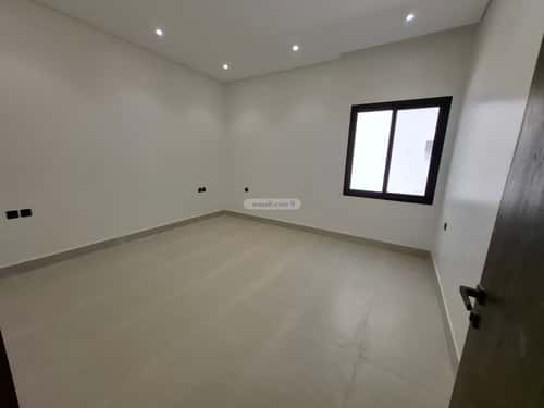 5 bedroom villa in Al Yarmouk, Riyadh 7
