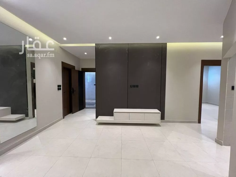 3 bedroom apartment in Al Shawqiyyah, Makkah 13