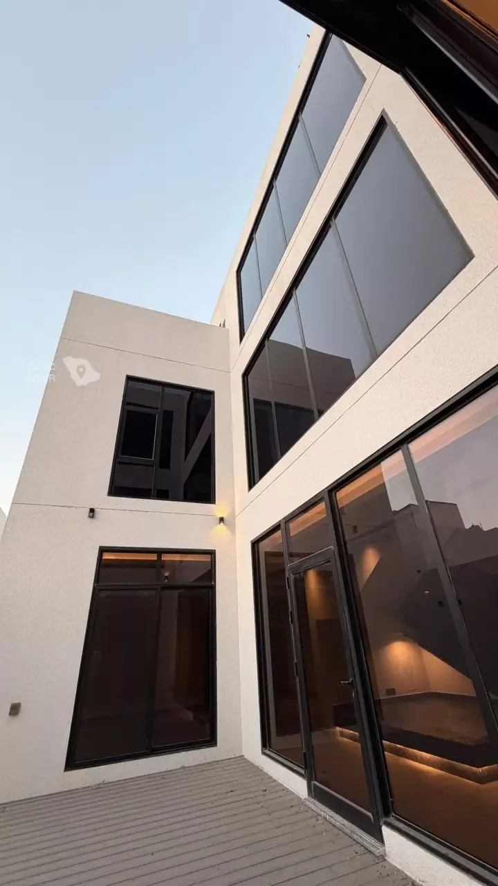 4 bedroom villa in Al Nahda, Eastern Province 3