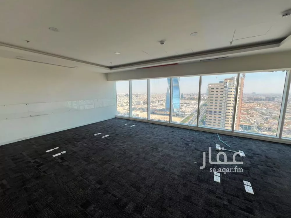4 bedroom office in Al Muhammadiyah, Riyadh 11