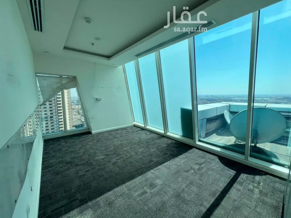 4 bedroom office in Al Muhammadiyah, Riyadh 15