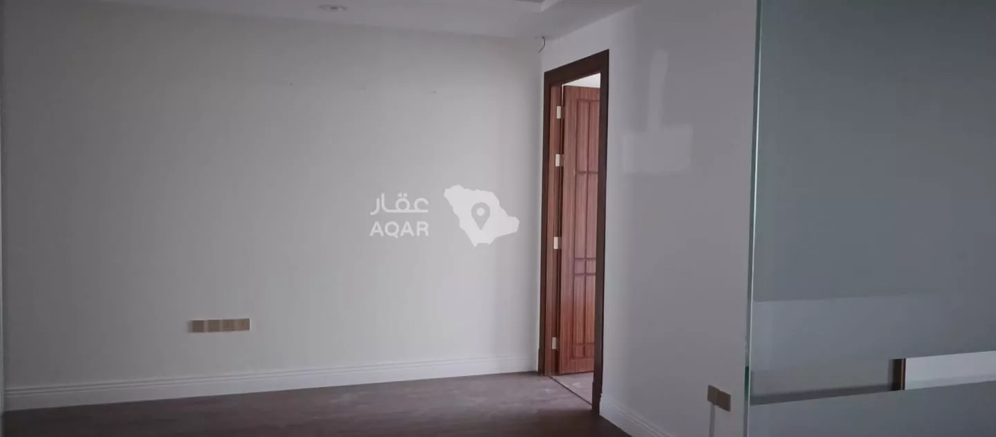 1 bedroom office in Al Qairawan, Riyadh 5