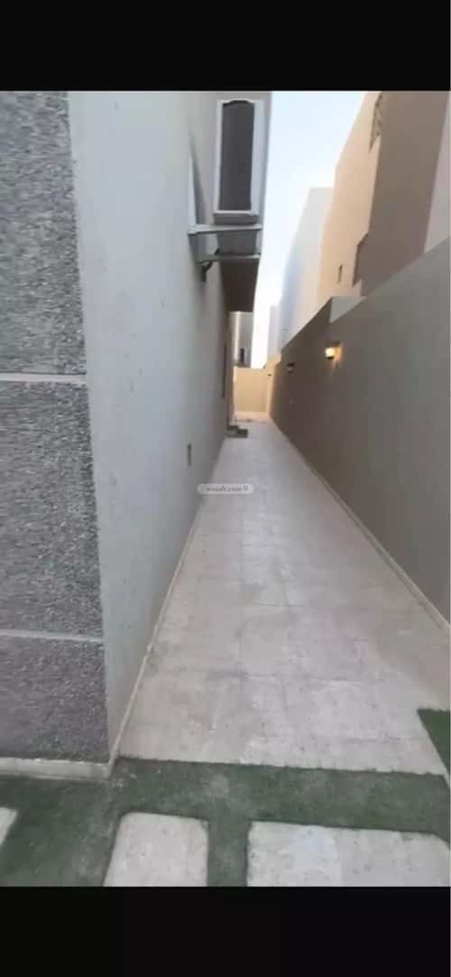 فيلا 5 غرف في العارض 4