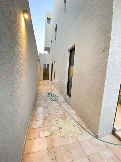 4 bedroom apartment in Al Malaz, Riyadh 14