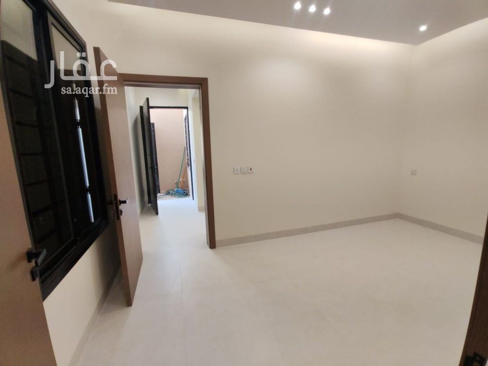 4 bedroom villa in Al Zahrah, Riyadh 8
