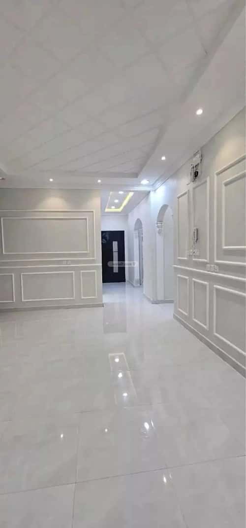 3 bedroom floor in Tuwaiq 6