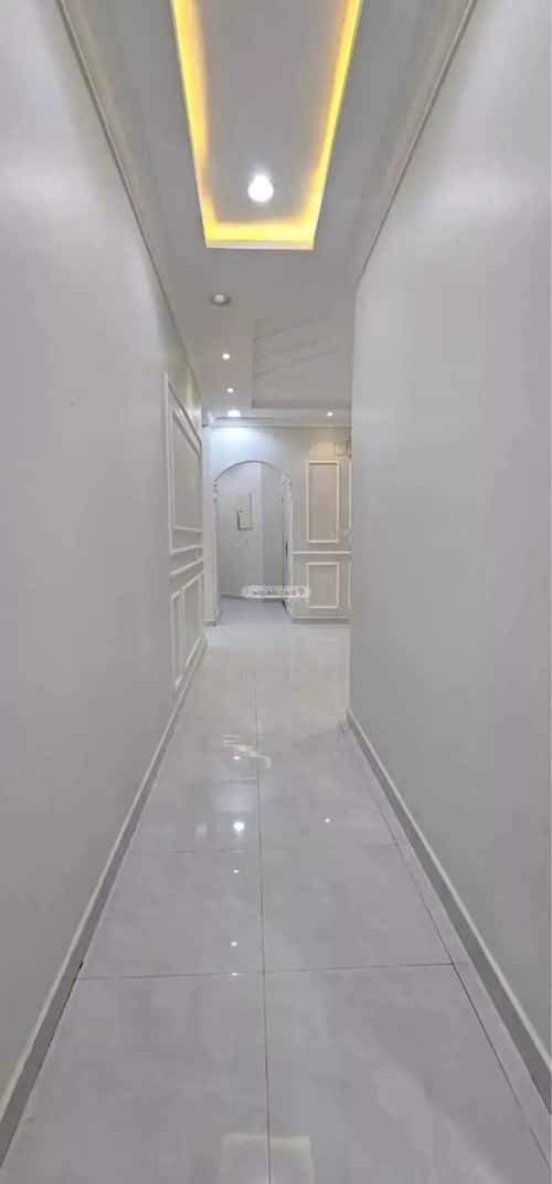 3 bedroom floor in Tuwaiq 4