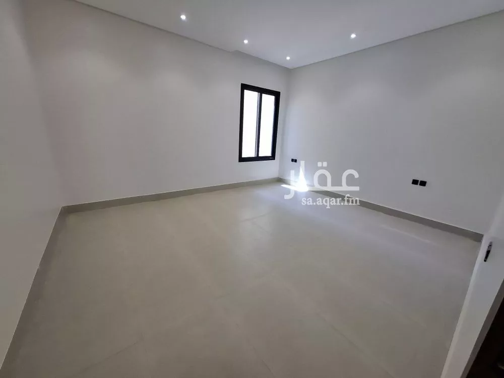 3 bedroom villa in Al Yarmouk, Riyadh 15
