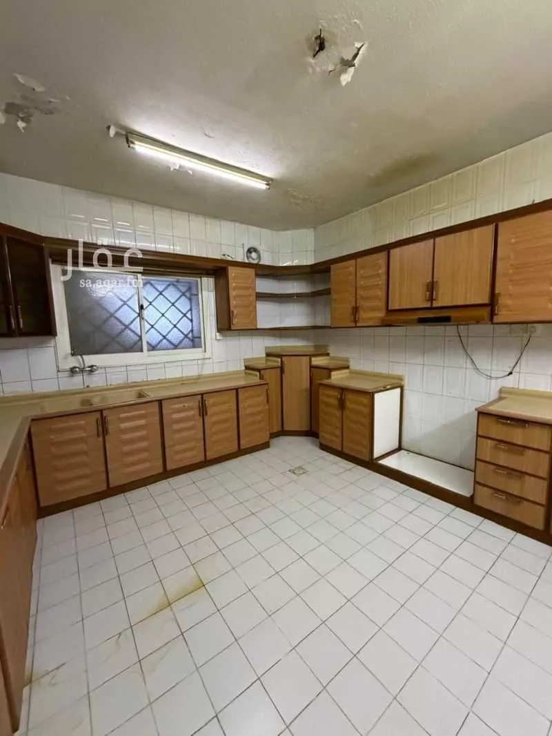 3 bedroom villa in Al Yarmouk, Riyadh 13