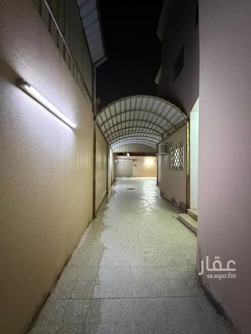 3 bedroom villa in Al Yarmouk, Riyadh 23