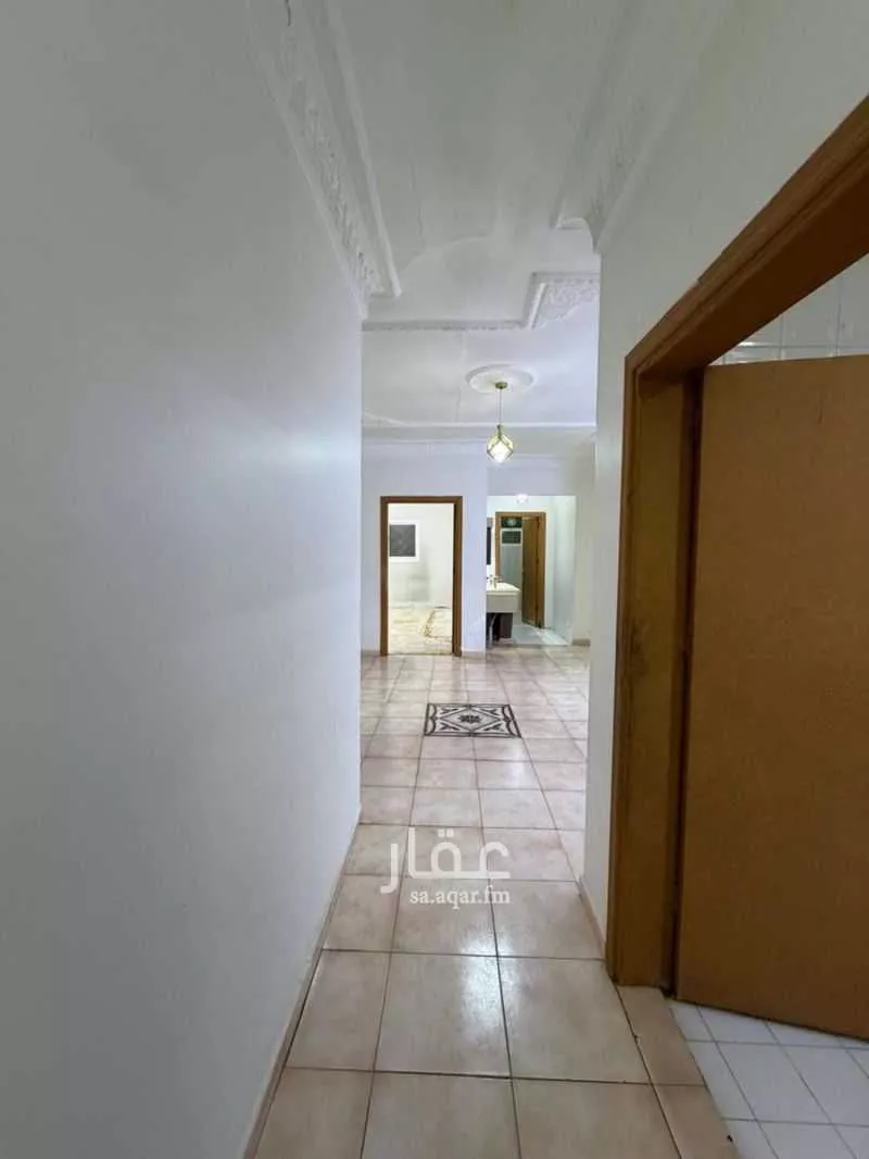 3 bedroom villa in Al Yarmouk, Riyadh 8