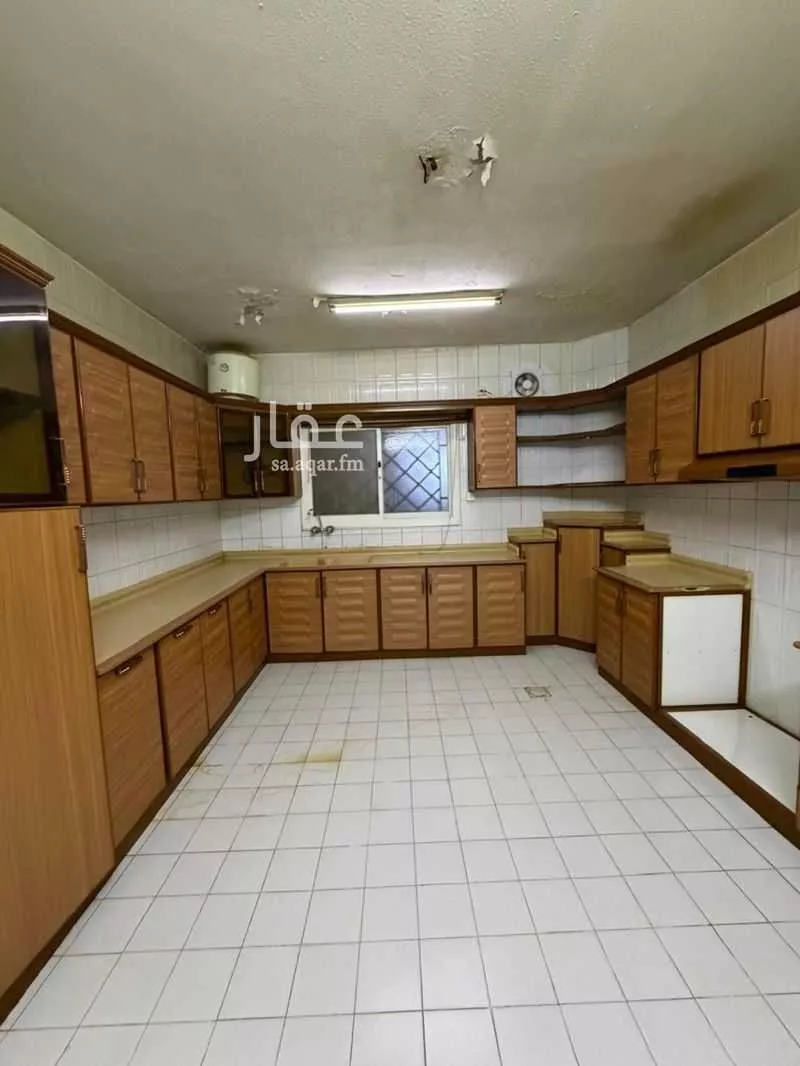 3 bedroom villa in Al Yarmouk, Riyadh 24