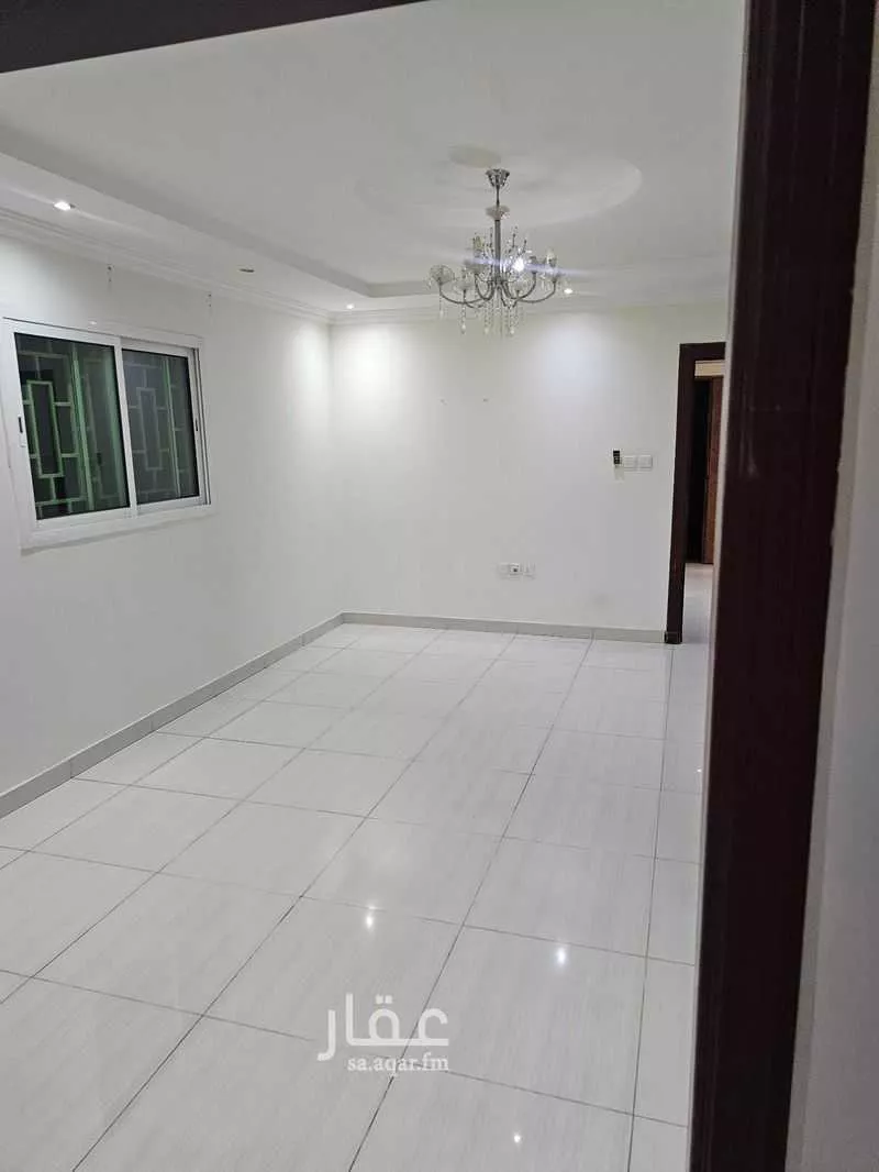 4 bedroom villa in Al Rabie, Riyadh 7