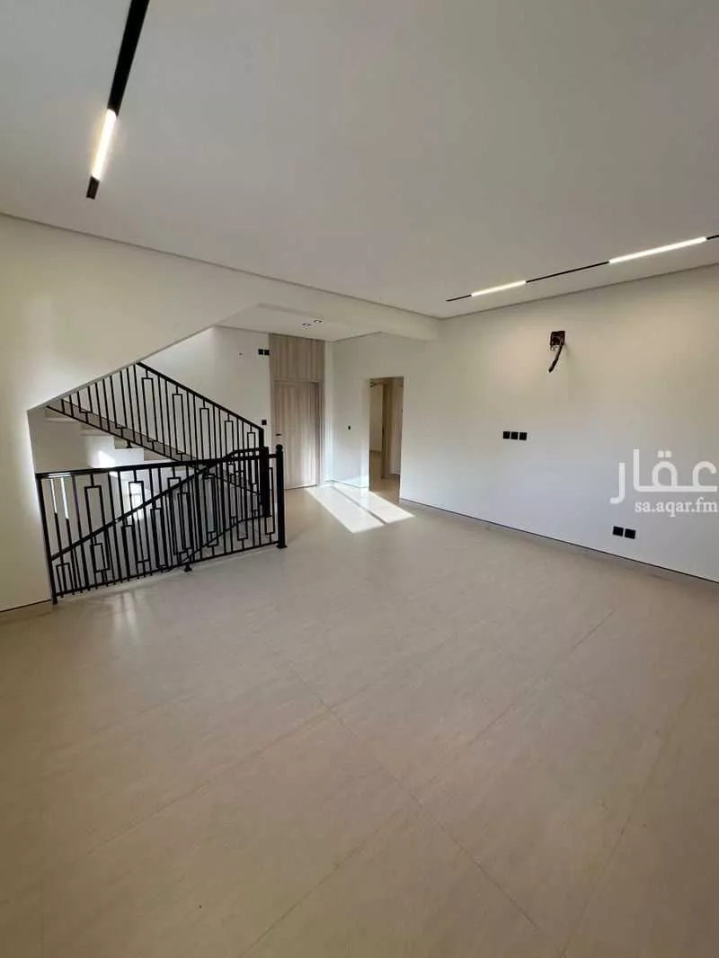 7 bedroom villa in Al Shuhada, Riyadh 15