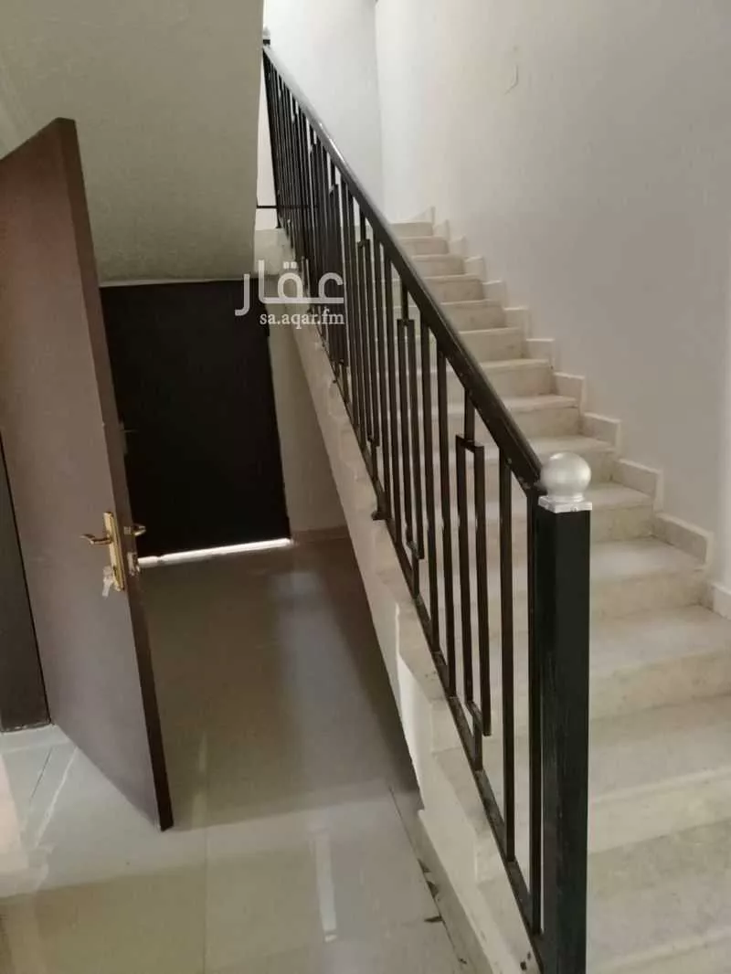 5 bedroom villa in Al Mahdiyyah, Riyadh 9