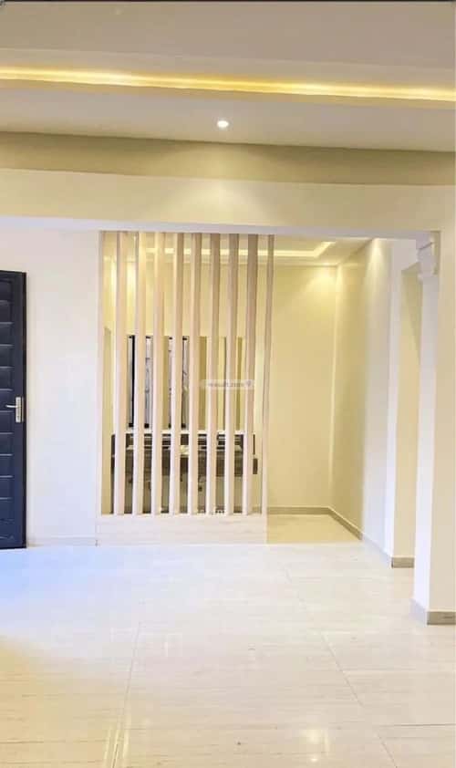 5 bedroom villa in Al Aridh 9
