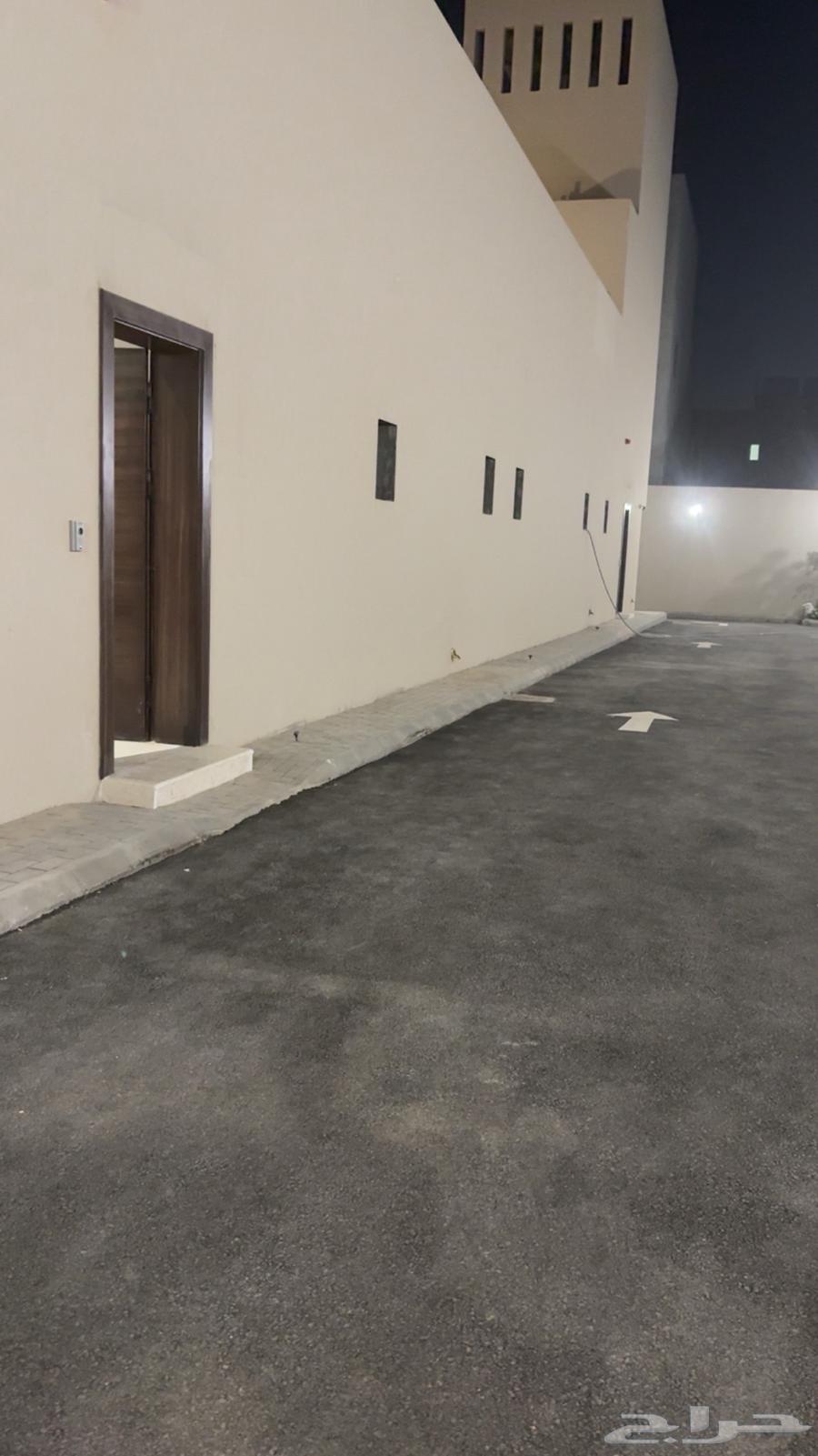 4 bedroom apartment in Al Bayan, Riyadh 15
