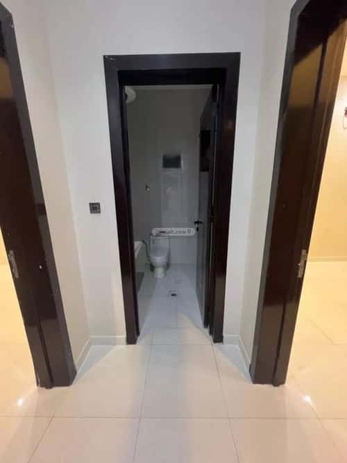 شقة 4 غرف في البيان 11