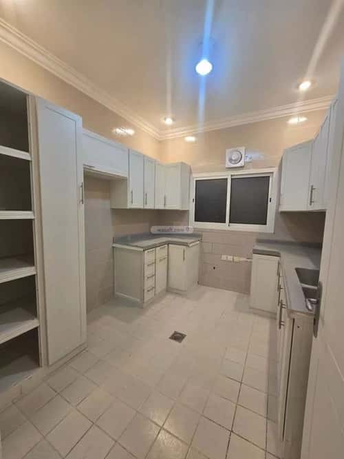 4 bedroom apartment in Al Sahafah, Riyadh 7