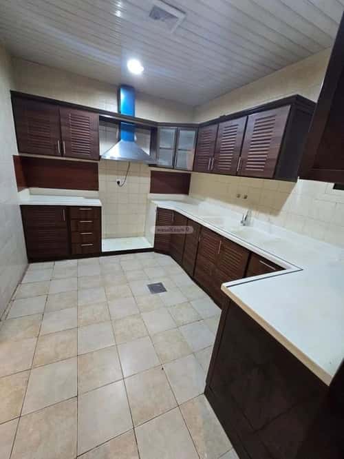 شقة 3 غرف في النرجس 4