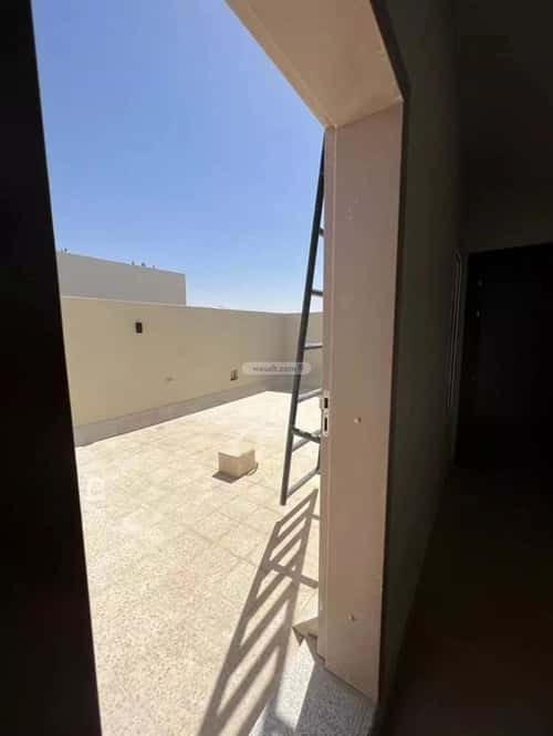 5 bedroom villa in Al Janadriyah 2