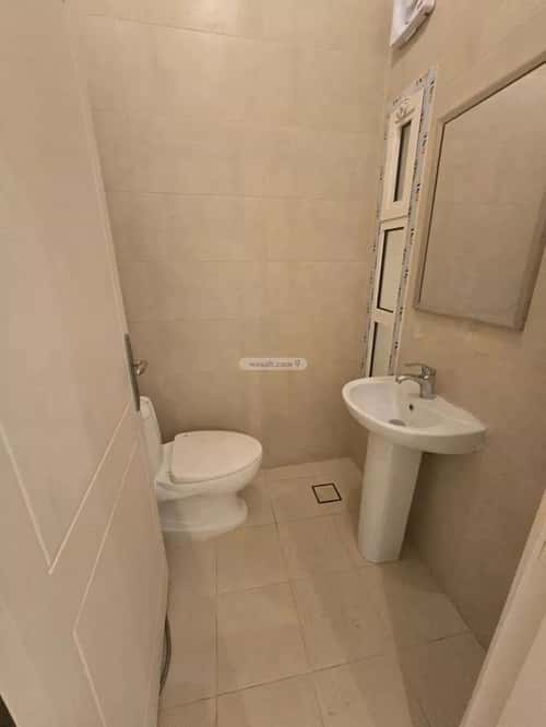 3 bedroom apartment in Al Yasmin 10