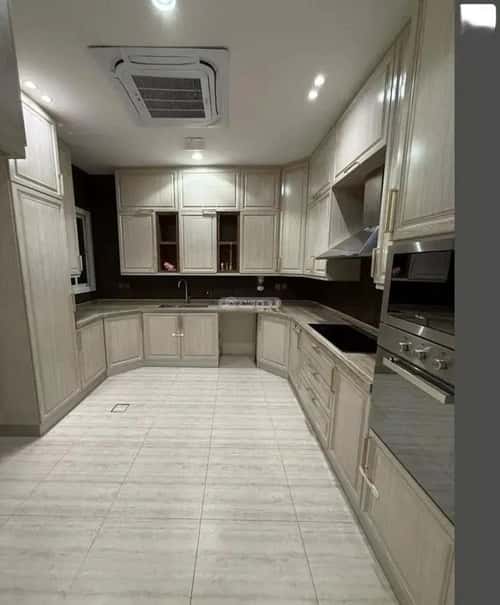 4 bedroom floor in Al Nuzhah 7