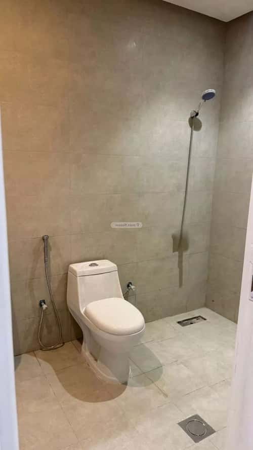 3 bedroom floor in Al Yasmin 4