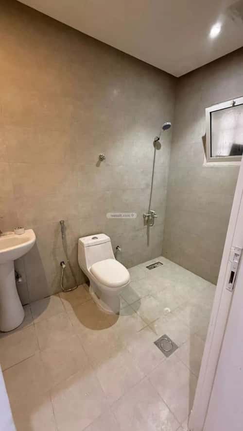 3 bedroom floor in Al Yasmin 4